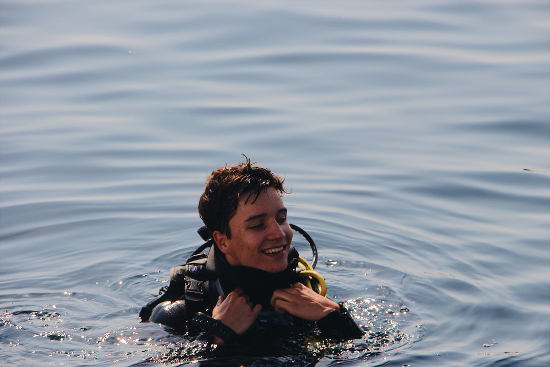 Exploring the Depths: A Guide to Scuba Diving for Beginners