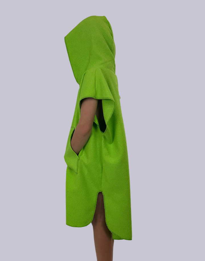SAND FREE HOODED TOWEL - JUNIOR (SECONDS)