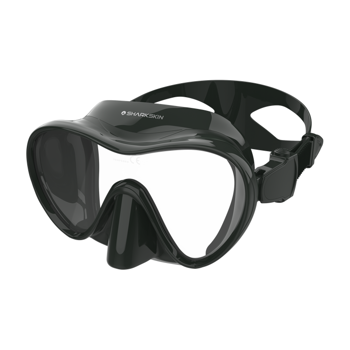 SHARKSKIN ADULT MASK, COMFORT SNORKEL & FIN SET WITH MESH BAG